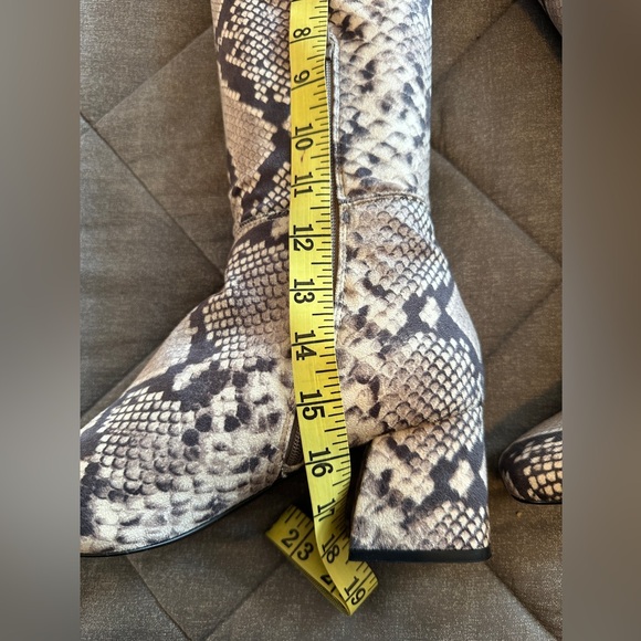 Steve Madden Boot - Picture 4 of 5